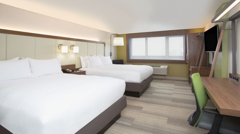 <b>Holiday Inn Express & Suites Braselton Room</b>. Images powered by <a href="https://www.leonardoworldwide.com/" title="Leonardo Worldwide" target="_blank">Leonardo</a>.