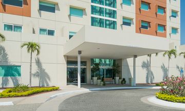 Holiday Inn Express Manzanillo