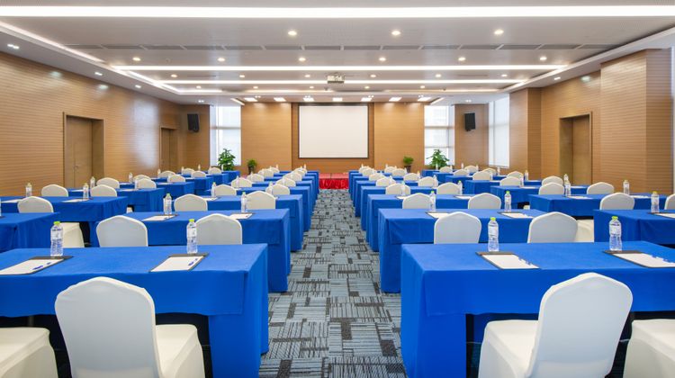 Holiday Inn Express Chengdu West Gate Meeting