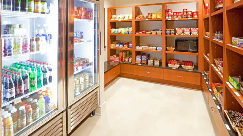 <b>Holiday Inn Austin Midtown Lobby</b>. Images powered by <a href="https://www.leonardoworldwide.com/" title="Leonardo Worldwide" target="_blank">Leonardo</a>.