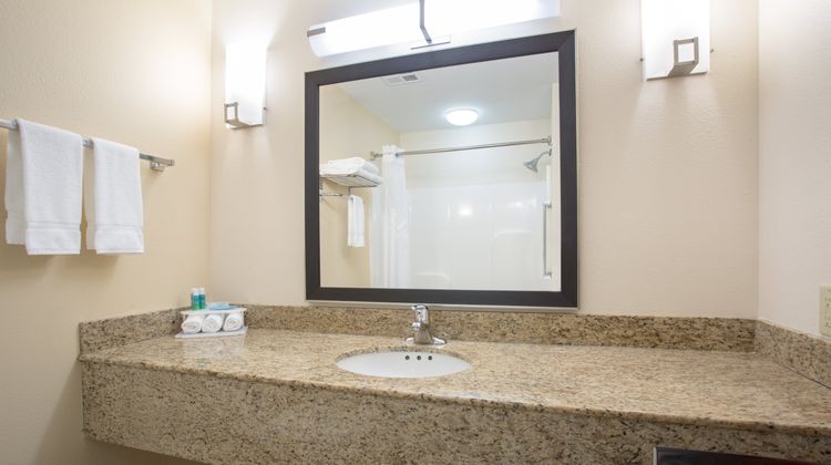 Holiday Inn Express Room
