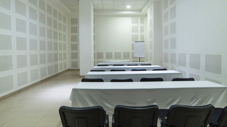 <b>Holiday Inn Express Manzanillo Meeting</b>. Images powered by <a href="https://www.leonardoworldwide.com/" title="Leonardo Worldwide" target="_blank">Leonardo</a>.