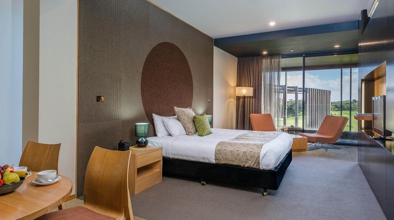 <b>Peppers Moonah Links Resort Mornington Suite</b>. Images powered by <a href="https://www.leonardoworldwide.com/" title="Leonardo Worldwide" target="_blank">Leonardo</a>.