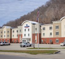 Candlewood Suites Logan Exterior