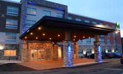 Holiday Inn Express & Suites Pittsburgh