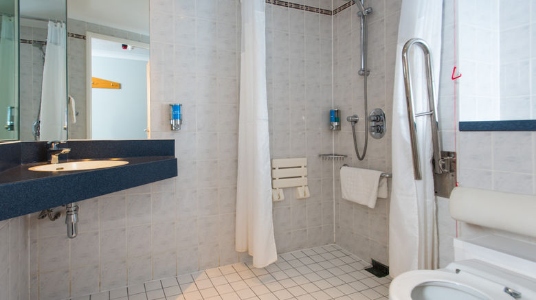 <b>Holiday Inn Express Derby Pride Park Room</b>. Images powered by <a href="https://www.leonardoworldwide.com/" title="Leonardo Worldwide" target="_blank">Leonardo</a>.