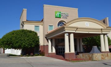 Holiday Inn Express Hotel & Stes