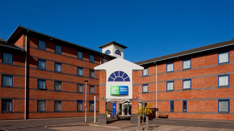 Holiday Inn Express Droitwich Spa Exterior