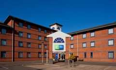 Holiday Inn Express Droitwich Spa
