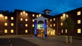 Holiday Inn Express Droitwich Spa Exterior