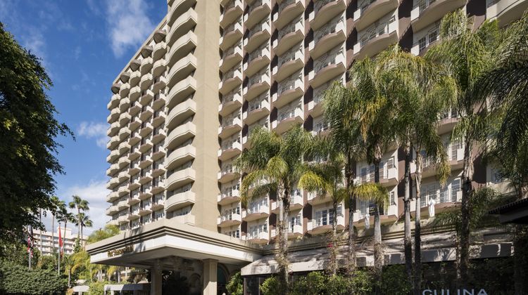 Four Seasons Los Angeles - Beverly Hills Exterior