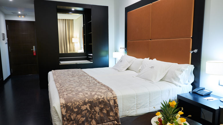 <b>Gran Hotel Don Manuel Atiram Room</b>. Images powered by <a href="https://www.leonardoworldwide.com/" title="Leonardo Worldwide" target="_blank">Leonardo</a>.