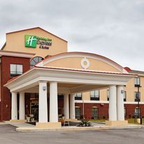 Holiday Inn Express & Suites Andalusia