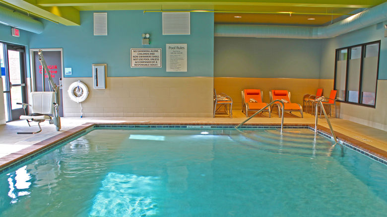 <b>Holiday Inn Express & Suites South I-55 Pool</b>. Images powered by <a href="https://www.leonardoworldwide.com/" title="Leonardo Worldwide" target="_blank">Leonardo</a>.