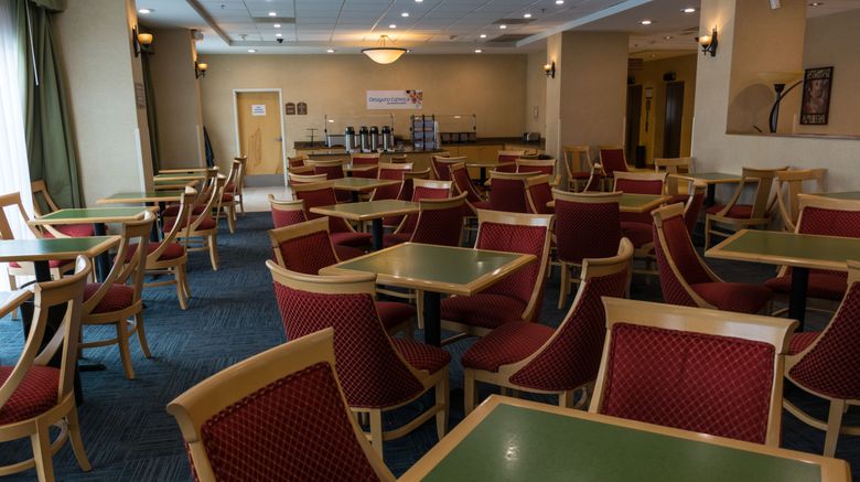 <b>Holiday Inn Express Restaurant</b>. Images powered by <a href="https://www.leonardoworldwide.com/" title="Leonardo Worldwide" target="_blank">Leonardo</a>.