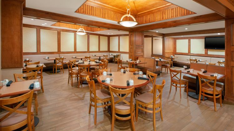 Holiday Inn Dallas Market Center Restaurant