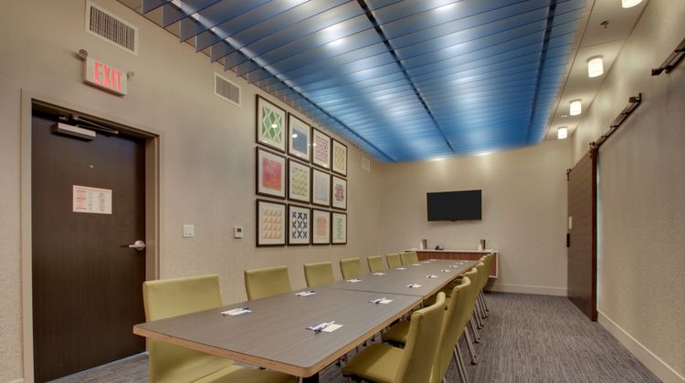 Holiday Inn Express & Suites Mt Vernon Meeting