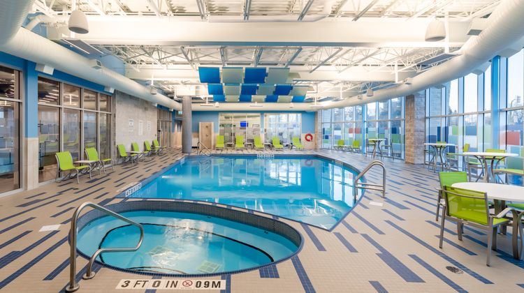 Staybridge Suites Saskatoon University Pool