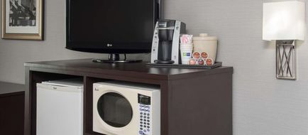 Holiday Inn Express & Suites Room