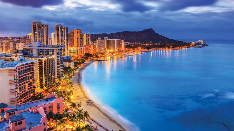 Wyndham Waikiki Beach Walk Beach
