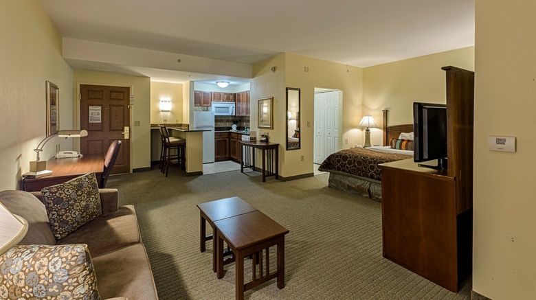<b>Staybridge Suites Harrisburg/Hershey Room</b>. Images powered by <a href="https://www.leonardoworldwide.com/" title="Leonardo Worldwide" target="_blank">Leonardo</a>.