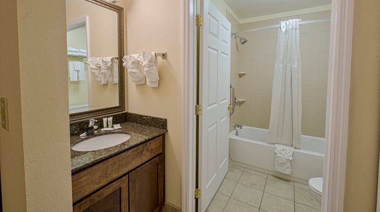 <b>Staybridge Suites Harrisburg/Hershey Room</b>. Images powered by <a href="https://www.leonardoworldwide.com/" title="Leonardo Worldwide" target="_blank">Leonardo</a>.