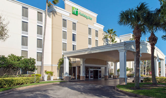 Holiday Inn Viera Conference Center Exterior