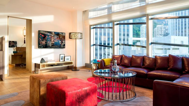 <b>Hotel Indigo Hong Kong Island Suite</b>. Images powered by <a href="https://www.leonardoworldwide.com/" title="Leonardo Worldwide" target="_blank">Leonardo</a>.
