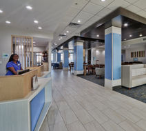 Holiday Inn Express & Suites Houston E Lobby