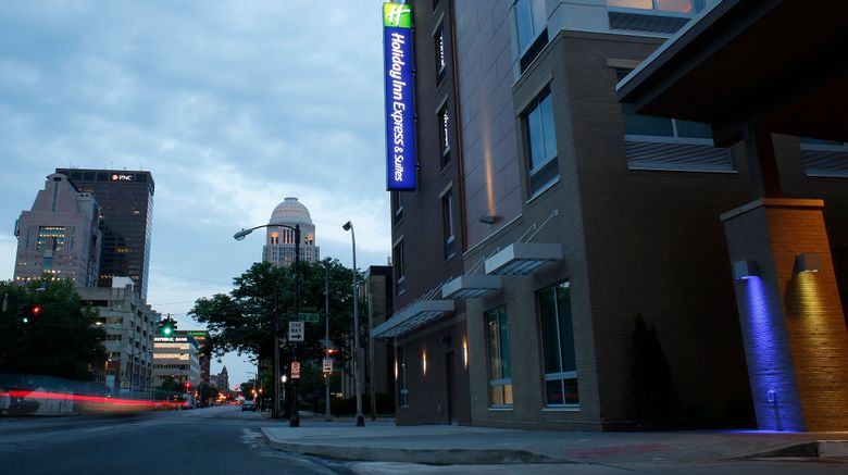 <b>Holiday Inn Express & Suites Louisville Exterior</b>. Images powered by <a href=https://www.travelagewest.com/Hotels/Louisville/