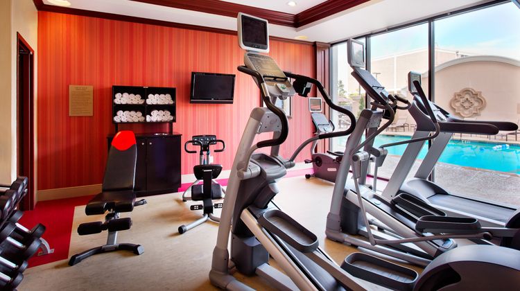 Holiday Inn Dallas Market Center Health Club