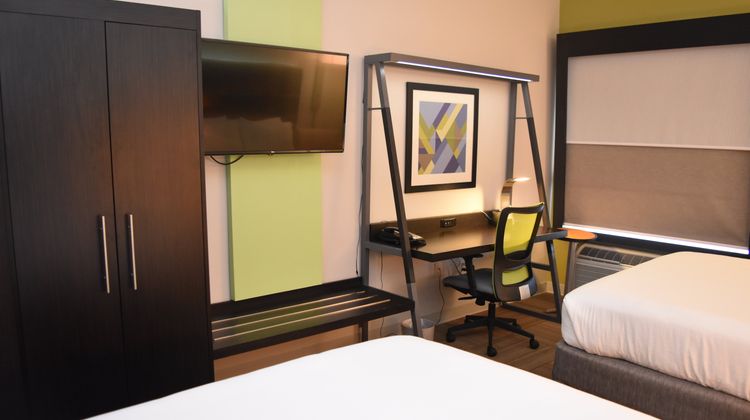 Holiday Inn Express Venice Room