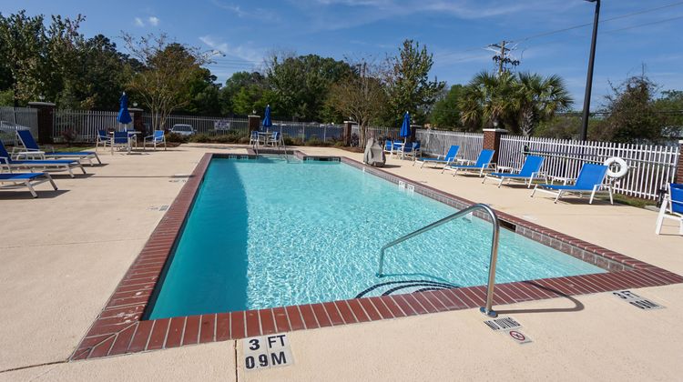 Holiday Inn Express Hotel & Suites Pool