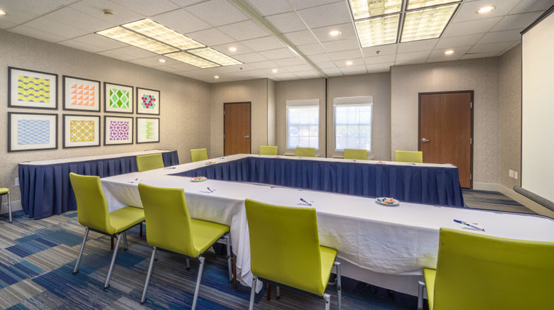 <b>Holiday Inn Express/Suites Phoenix Arpt Meeting</b>. Images powered by <a href="https://www.leonardoworldwide.com/" title="Leonardo Worldwide" target="_blank">Leonardo</a>.