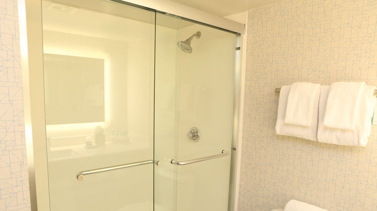 Holiday Inn Express/Suites Phoenix Arpt Room