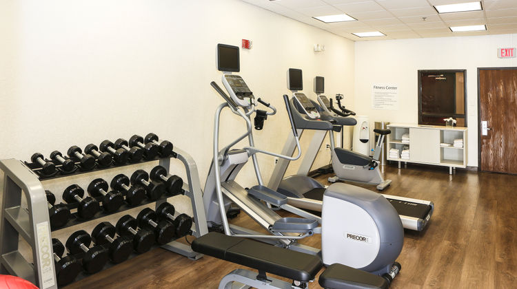 Holiday Inn Express/Suites Phoenix Arpt Health Club