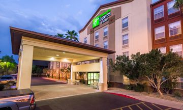 Holiday Inn Express/Suites Phoenix Arpt