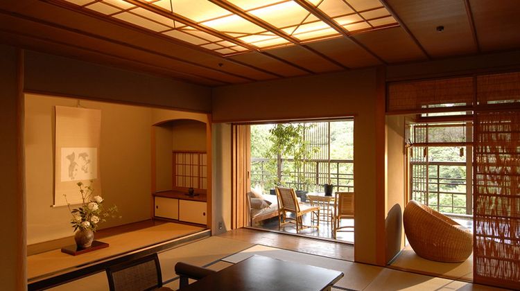 Gora Kadan Room