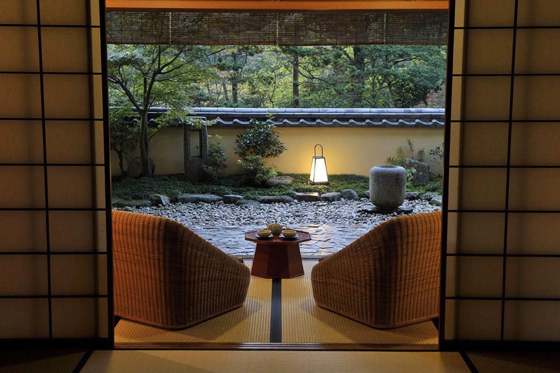 Mizuno store hotel japan