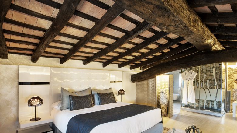 <b>Salles Hotel Mas Tapiolas Room</b>. Images powered by <a href="https://www.leonardoworldwide.com/" title="Leonardo Worldwide" target="_blank">Leonardo</a>.