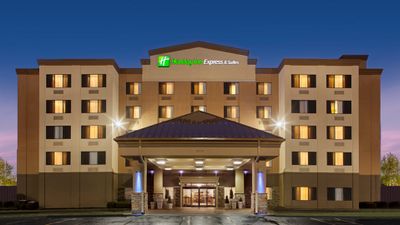 Holiday Inn Express & Suites