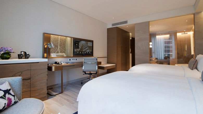 <b>Al Bandar Rotana - Dubai Creek Room</b>. Images powered by <a href="https://www.leonardoworldwide.com/" title="Leonardo Worldwide" target="_blank">Leonardo</a>.