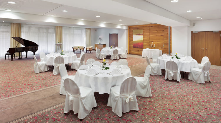 Holiday Inn Nuernberg City Centre Ballroom
