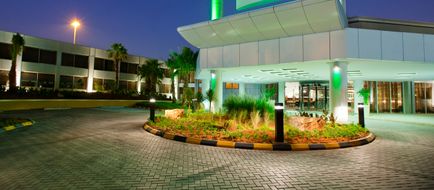 Holiday Inn Riyadh-Izdihar Airport Rd Exterior