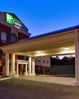 Holiday Inn Express Hotel & Suites