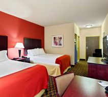 Holiday Inn Express Hotel & Suites Room