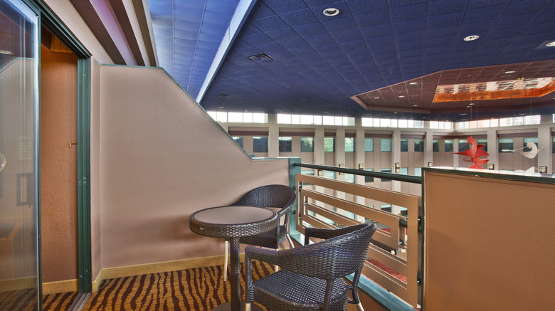 <b>Holiday Inn Manitowoc Room</b>. Images powered by <a href="https://www.leonardoworldwide.com/" title="Leonardo Worldwide" target="_blank">Leonardo</a>.