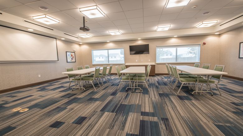<b>Holiday Inn Express/Sts Dripping Springs Meeting</b>. Images powered by <a href="https://www.leonardoworldwide.com/" title="Leonardo Worldwide" target="_blank">Leonardo</a>.