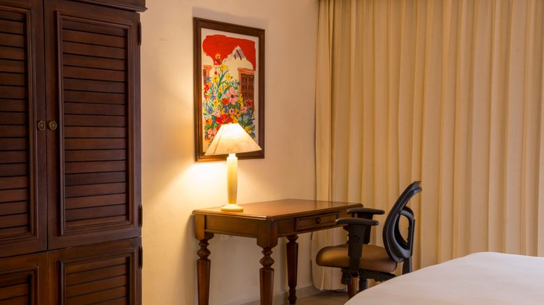 <b>Holiday Inn Merida Room</b>. Images powered by <a href="https://www.leonardoworldwide.com/" title="Leonardo Worldwide" target="_blank">Leonardo</a>.