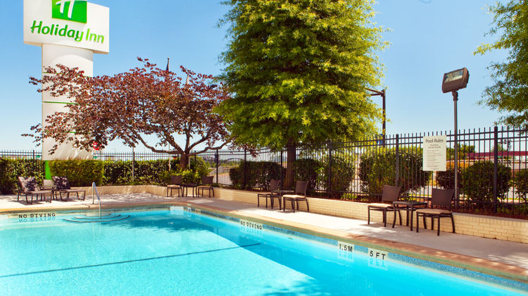 Holiday Inn Presidential Pool